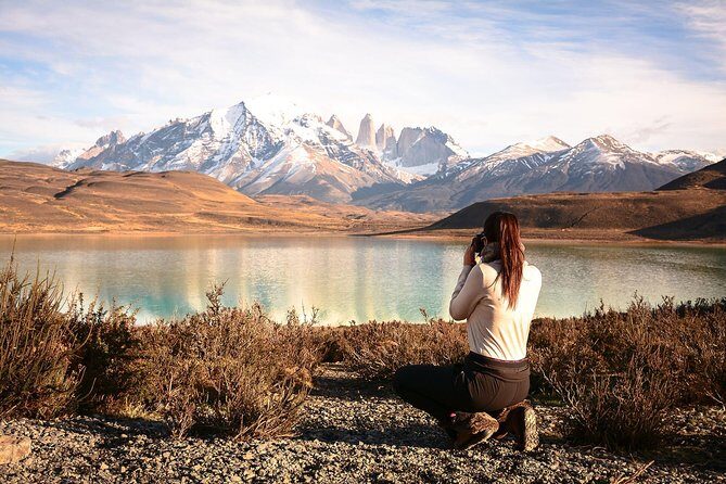 13-Day Best of Patagonia Tour from El Calafate to Ushuaia: Los Glaciares, Torres del Paine and Tierra del Fuego National Parks - Day 2 in Los Glaciares: Perito Moreno by boat, then walk the viewpoints