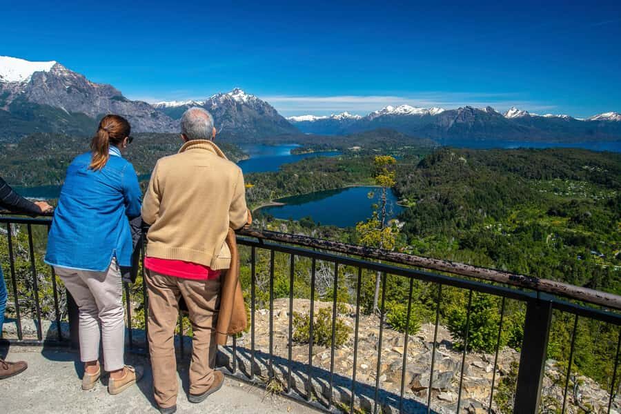 Bariloche: Half-Day Small Circuit Tour with Mount Campanario - Av. Ezequiel Bustillo and Nahuel Huapi Lake: the drive that sets the tone