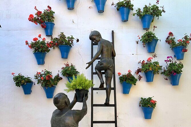Bike Tour Córdoba - Torre Calahorra to San Basilio patios: seeing Córdoba’s courtyard personality