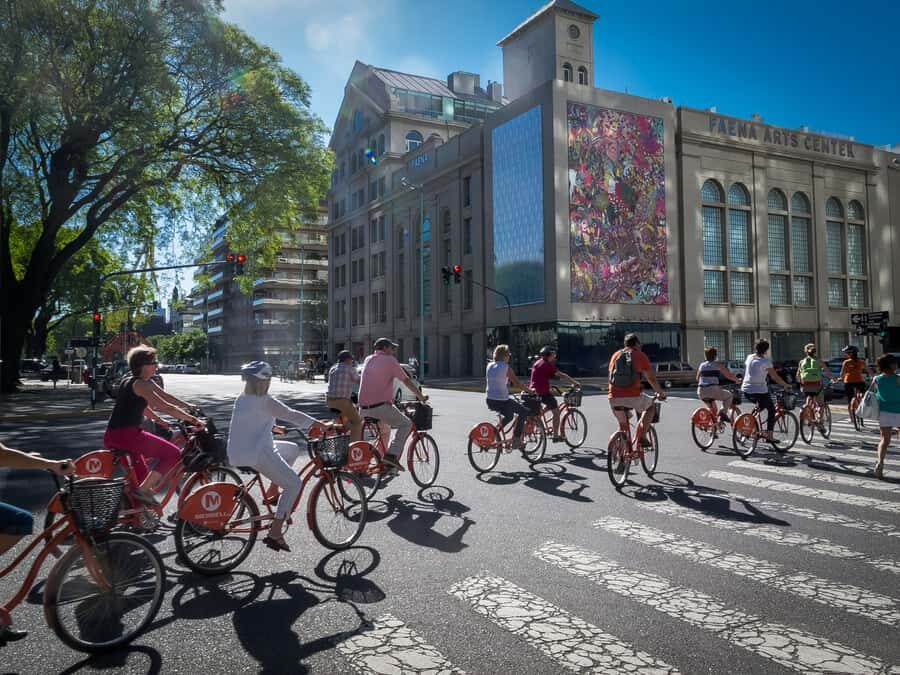Buenos Aires Bike Tour: South or North Circuit - Meeting at Defensa 831 and getting street-ready fast