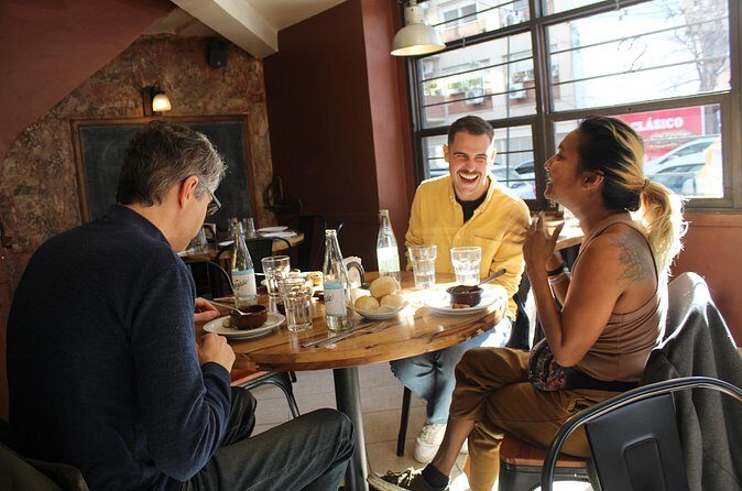 Buenos Aires Food Tour: Local Dishes, Steak, Empanada & More - Pace, Shoes, and Group Size: Making It Comfortable