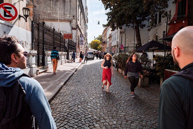 Buenos Aires for curious people - Where the route begins: Bar Británico and Parque Lezama