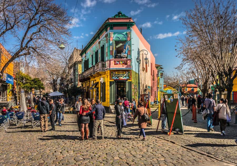 Buenos Aires: Half-Day Sightseeing Tour with 2 Stops - Plaza de Mayo: Buenos Aires’ Big Stage