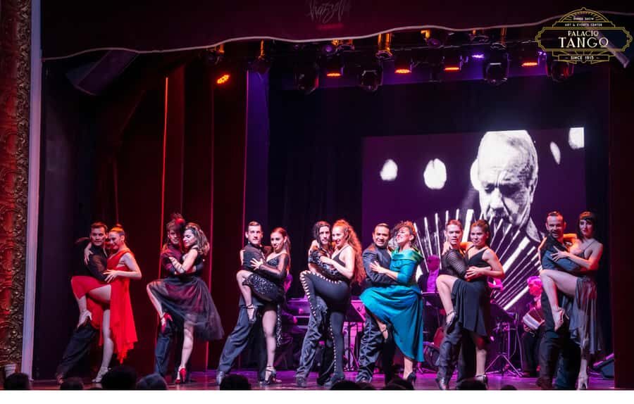 Buenos Aires: Piazzolla Tango Show with Optional Dinner - Music lovers: why Piazzolla’s style hits different