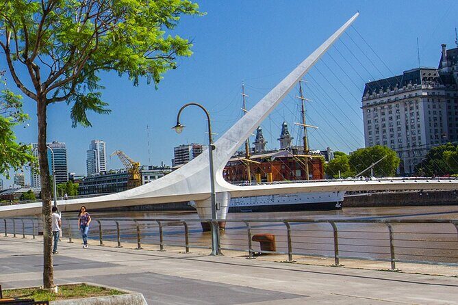 Buenos Aires: Private City Tour with Local Guide - Hotel pickup and the comfort of an A/C vehicle