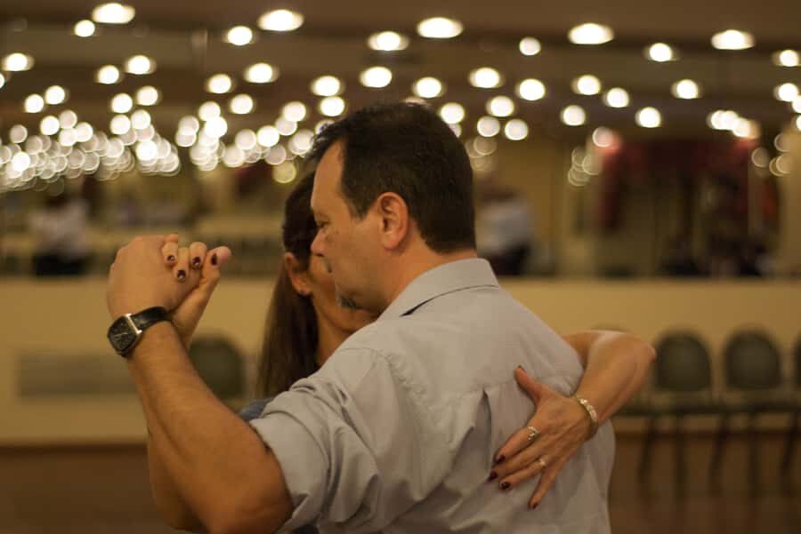 Buenos Aires: Private Tango Lesson - What You Learn in 60 Minutes: Embrace, Walk, Ocho, and Floor Confidence