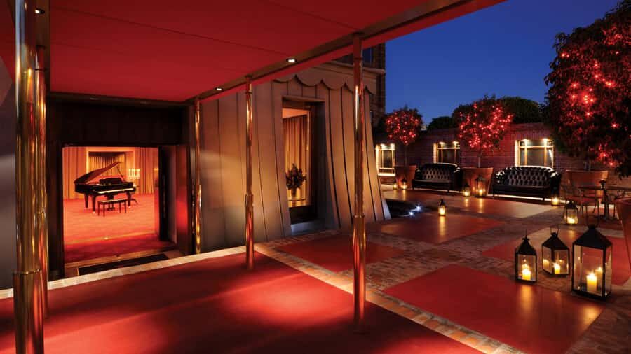 Buenos Aires: Rojo Tango Show with Optional Dinner - The evening flow: pickup, smart casual, and a clear schedule