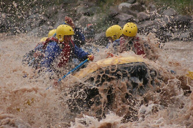 Cacheuta Hot Springs Park + Intermediate Rafting - Safety, guide support, and the Spanish reality