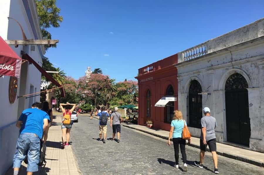Colonia del Sacramento: Small-Group Day Trip - Buenos Aires pickup, ferry timing, and staying out of trouble