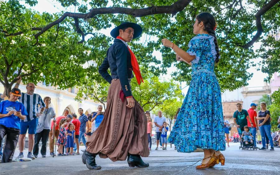 Discover Salta and enjoy the city with a photojournalist - American Cultural Center and the Catedral Basílica: learning Salta through landmarks