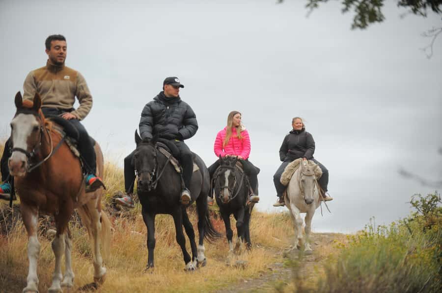 El Calafate: Horseback riding in Cerro Frias - Getting There From El Calafate: the part that sets the tone