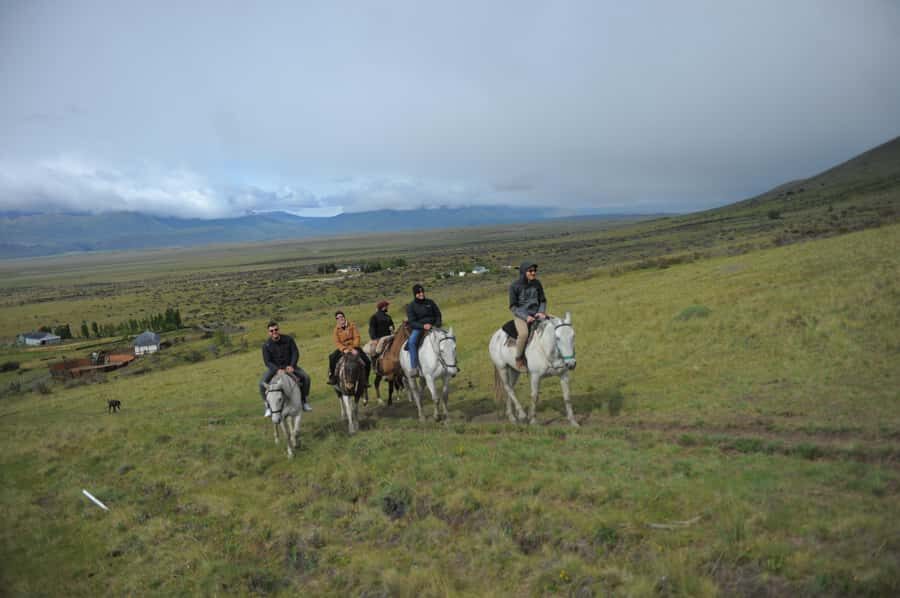 El Calafate: Horseback riding in Cerro Frias - At Estancia Alice: how instruction and horse comfort work