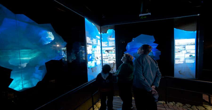 El Calafate: Perito Moreno Glacier, Boat Cruise & Glaciarium - Lunch and the park entry reality: plan for what’s not included