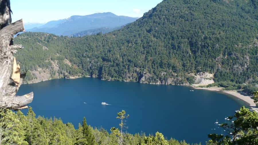 From Bariloche: San Martin de los Andes and 7 Lakes Circuit - Route 40 and the Seven Lakes Idea: Why This Day Trip Is Worth It