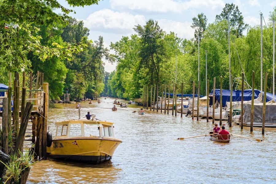 From Buenos Aires: Classic Tigre Delta Tour - The delta boat hour: audio in Spanish and riverbank life