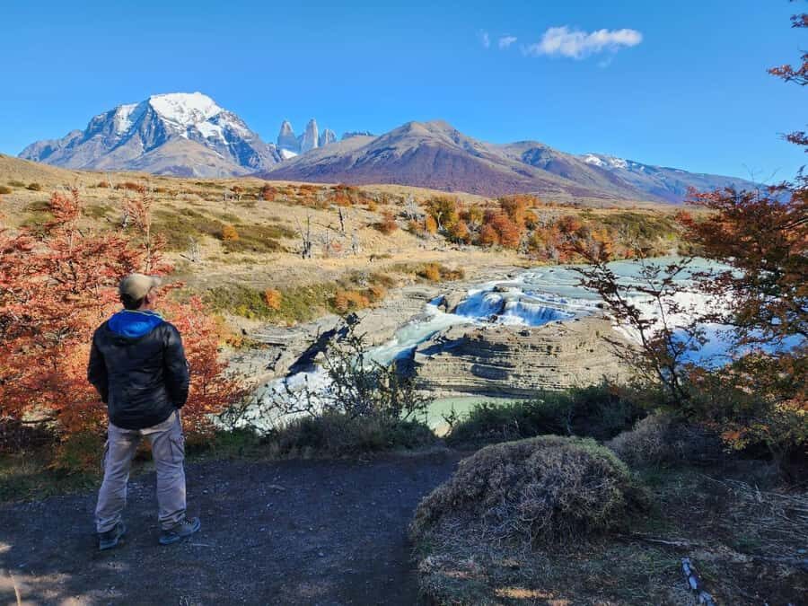 From El Calafate: Torres del Paine Full Day Tour - Lago Pehoé and the French Valley entrance: your last best photo window