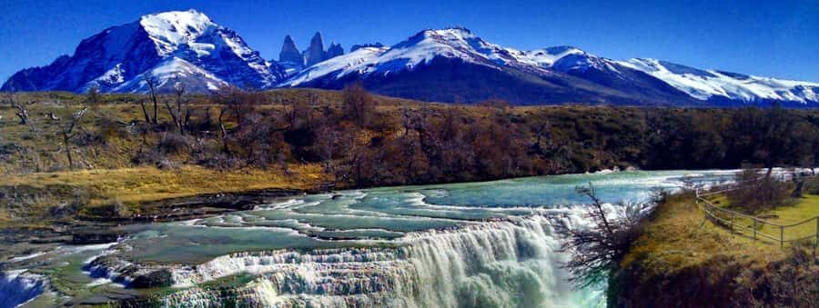 From El Calafate: Torres del Paine Full Day Tour - Border crossing into Chile: passports, patience, and a human plan