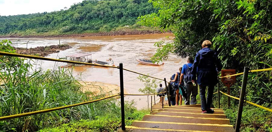 From Foz do Iguaçu: Argentinian Iguazu Falls with Boat Ride - Who this tour suits best