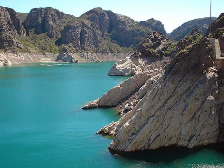 From Mendoza: San Rafael Sightseeing and Atuel Canyon Tour - The 16-Hour Rhythm: Road Time, Shared Transport, and Pace