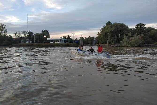 Half Day Private Safari Delta in Tigre - Delta El Tigre: Narrow Canals, Weekend Houses, and Real Water Life