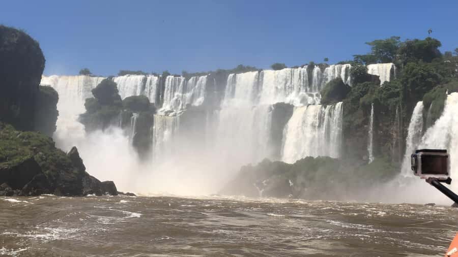 Iguazu Falls: Gran Aventura Boat and Argentinian Falls Tour - How Iguazu Falls looks from the river (and why this tour fits)