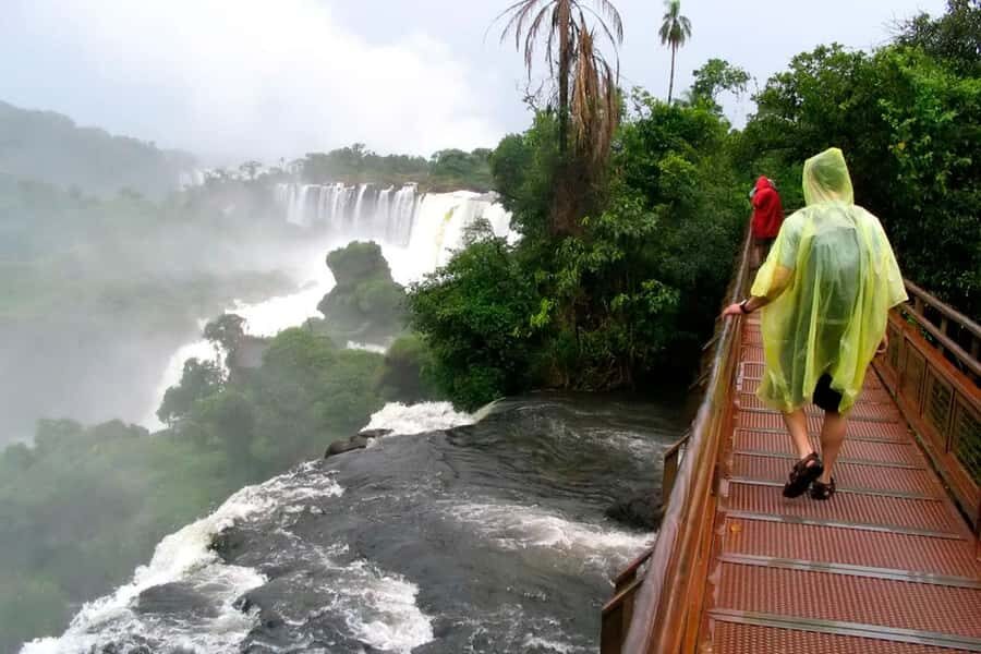Iguazú Falls: The Natural Wonder of Argentina - Timing and walking: plan for the full 10-hour rhythm