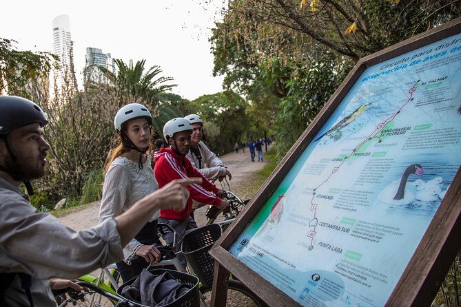 La Boca and City Center Bike Tour - La Boca: football and street art on a full hour