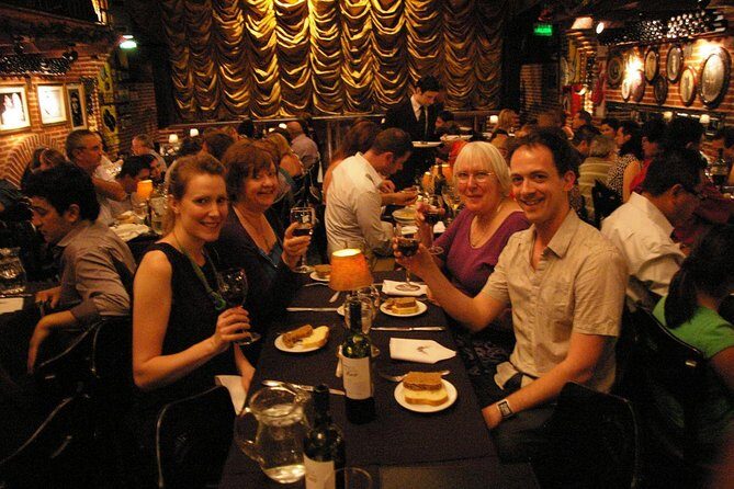 La Ventana Tango Show & Dinner with Optional Classic Bus Ride - La Ventana Barrio De Tango: San Telmo’s 1982-stage experience