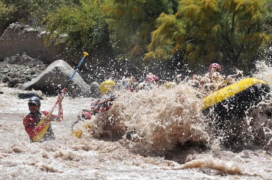 Mendoza: 12-KM River Rafting Tour in the Andes - The 1-Hour Rafting Run: Team Paddling Through Level 3 and 4