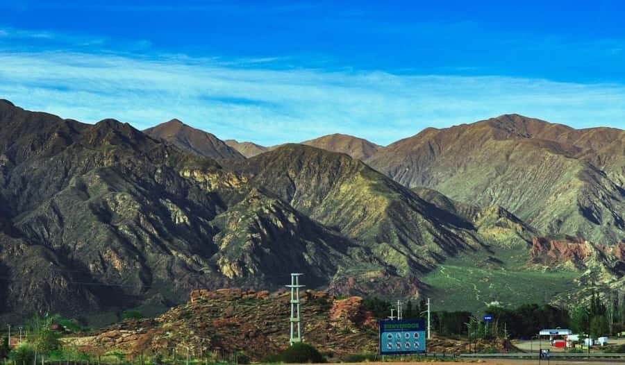 Mendoza: High Mountain Experience, a Tour through the Andes - Puente del Inca with thermal springs: the stop that steals the show