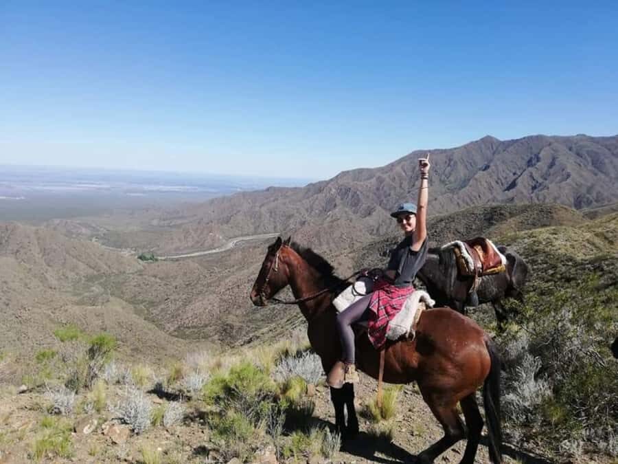 Mendoza: Sunset Horse Back Riding in the Mountains and BBQ - Saddling up for sunset: riding culture and mountain air in Mendoza