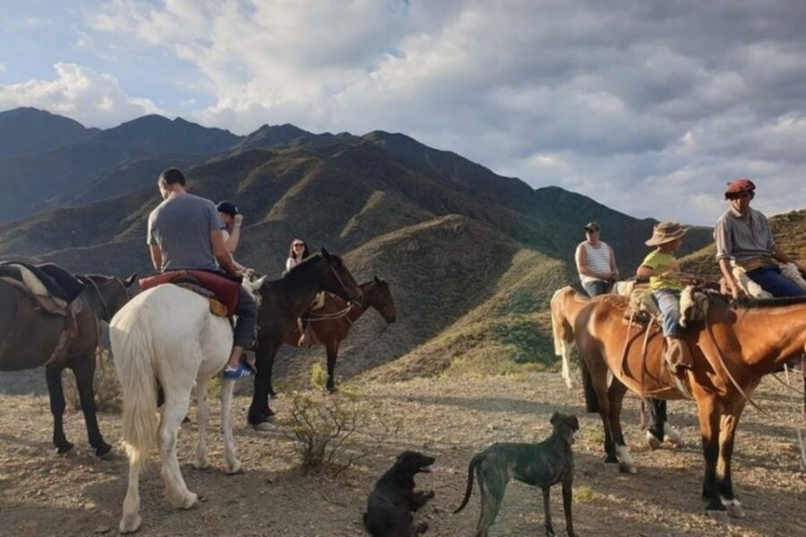 Mendoza: Sunset Horse Back Riding in the Mountains and BBQ - The 2,100-meter photo stop: where the views actually become worth it