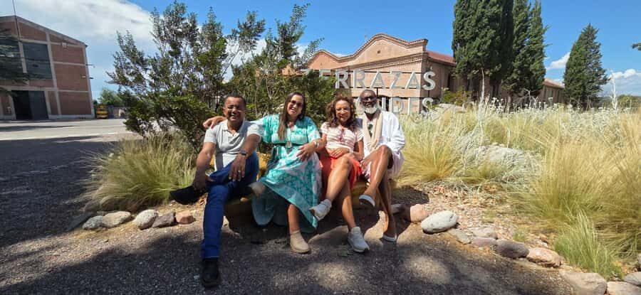 Mendoza: Top Wineries Guided Tour with Transportation - The Guide Factor: Why Damian, Carlos, and Gino Matter