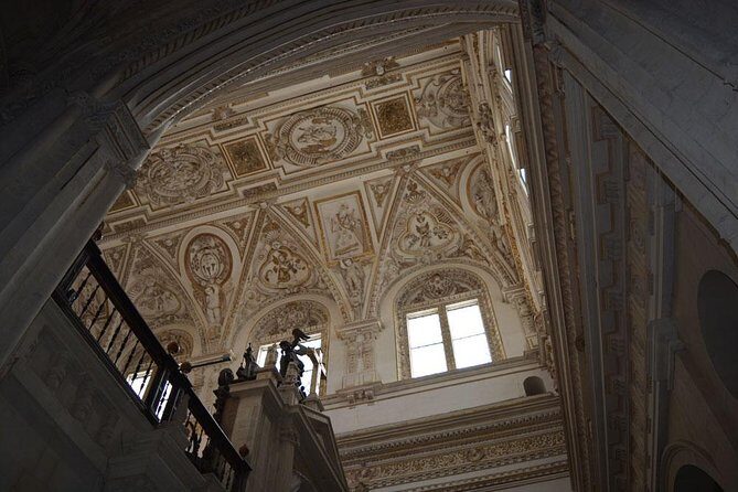 Mosque of Cordoba History Tour in English Tickets included - Audio receiver and group size: easier listening, calmer pacing