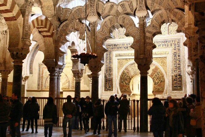 Mosque of Cordoba Private Tour in English Ticket included - Where you meet, where you finish, and how to find the spot