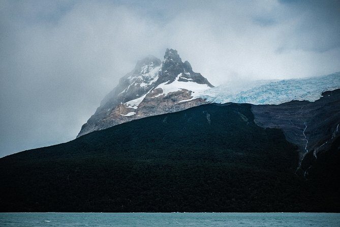 Navigation All glaciers - Spegazzini Channel and hanging glaciers: the dramatic finish, weather permitting