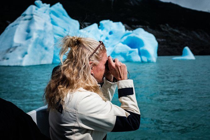 Navigation All glaciers - Lago Argentino cruise: why the timing and route matter