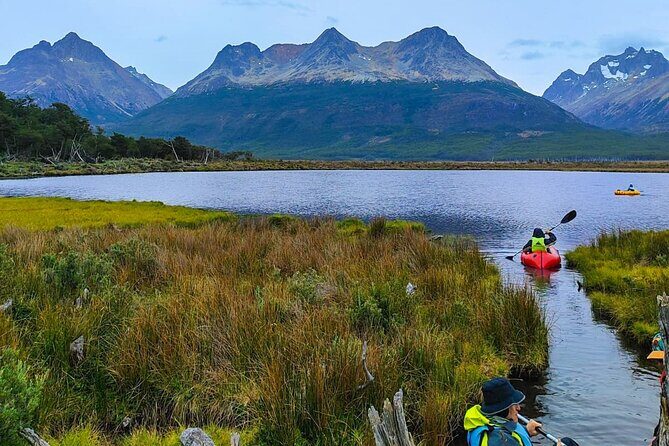 Packrafting experience along the Olivia River - Landing on a small river beach for lunch near Laguna Esmeralda