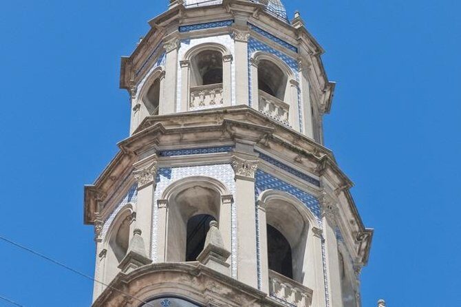 Private Customizable City Tour of Buenos Aires - San Telmo’s Antique Streets, Murals, and Sunday Energy