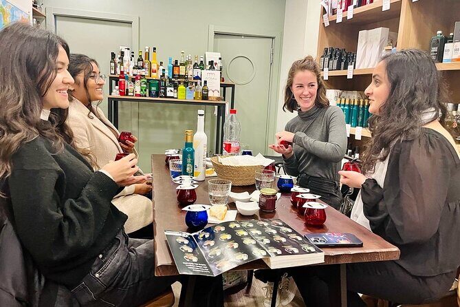 Private Tasting of Olive Oil in Córdoba - What happens during the tasting: step-by-step sensory training