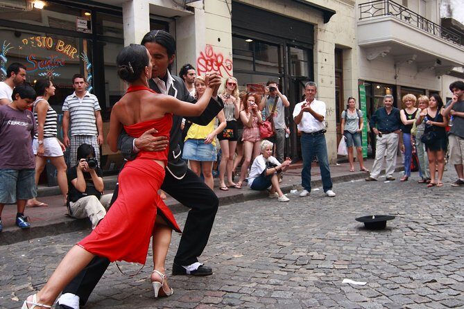 Private Tour: Buenos Aires Like a Local - A private guide turns Buenos Aires into a real conversation