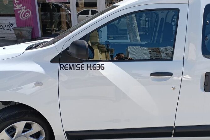 Private Transfer from the Airport to Bariloche Center - Key highlights you’ll care about