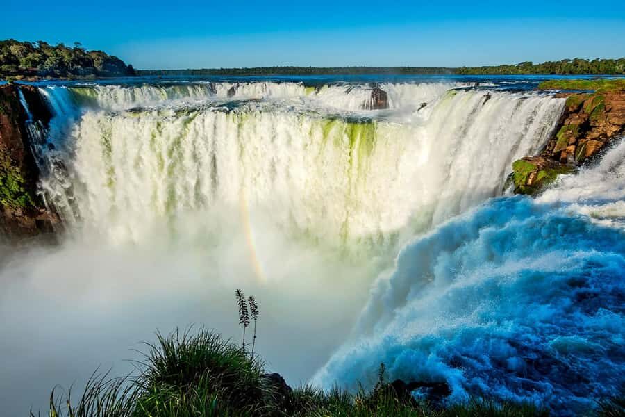 Puerto Iguazú: Iguazú Falls Adventure with 4WD & Boat Ride - Key highlights worth your attention