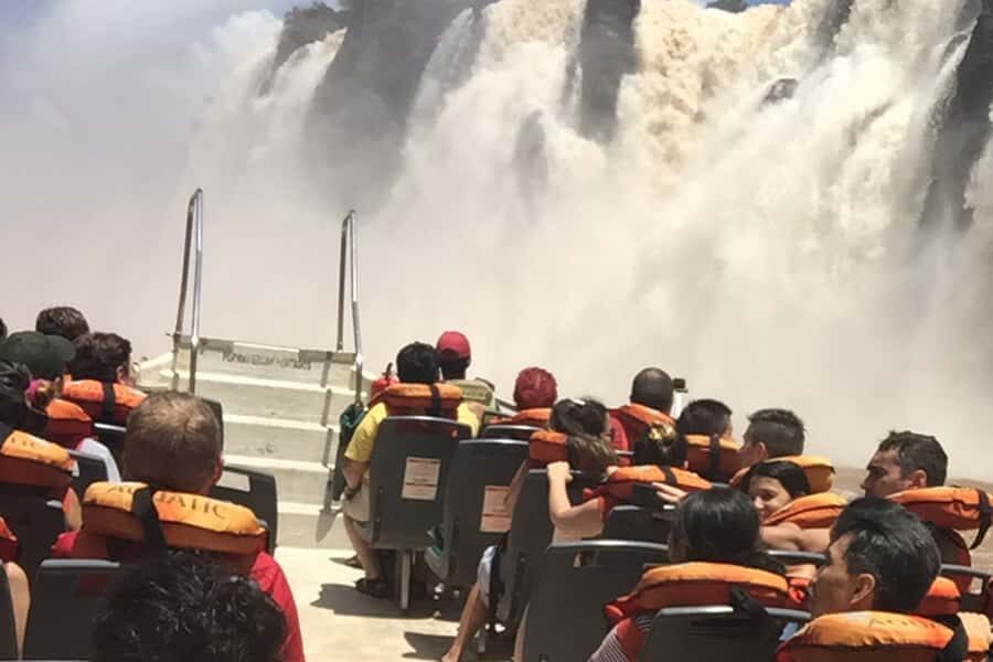 Puerto Iguazú: Iguazú Falls Adventure with 4WD & Boat Ride - Weather and vehicle issues: the two things that can change your day