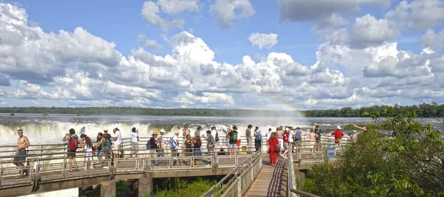 Puerto Iguazu: Iguazu Falls Argentinian Side Full-Day Tour - Price and the real cost math for an Argentina-side full day