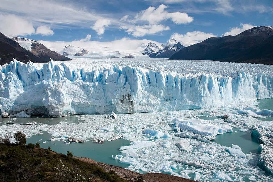 Puerto Natales: Day Trip to Perito Moreno Glacier Argentina - Los Glaciares National Park: what your day feels like on the inside