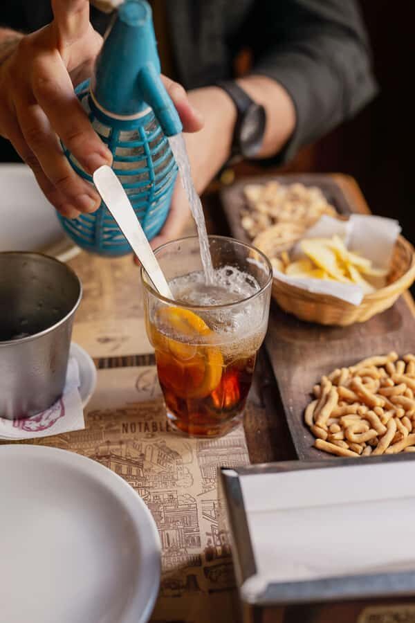 San Telmo: Historical Guided Tour with Street Food & Drinks - Dessert at the neighborhood spot: the sweet ending you planned for