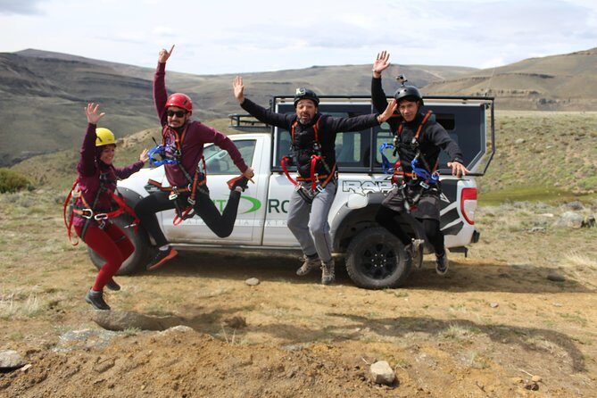 Southroad Calafate Balcony Experience with Tour Mode Options - Guides and Safety: How the Team Makes the Day Work