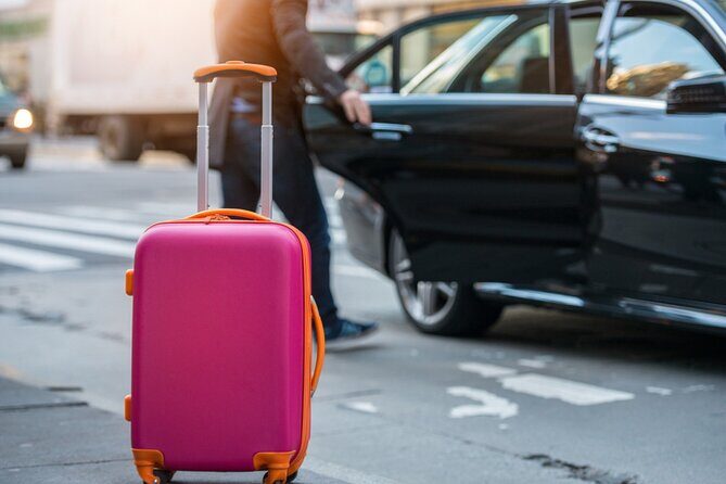 Transfer Buenos Aires Downtown Hotel to Domestic (AEP) or Cruise Terminal - Timing in the real world: 15 to 30 minutes, plus buffer