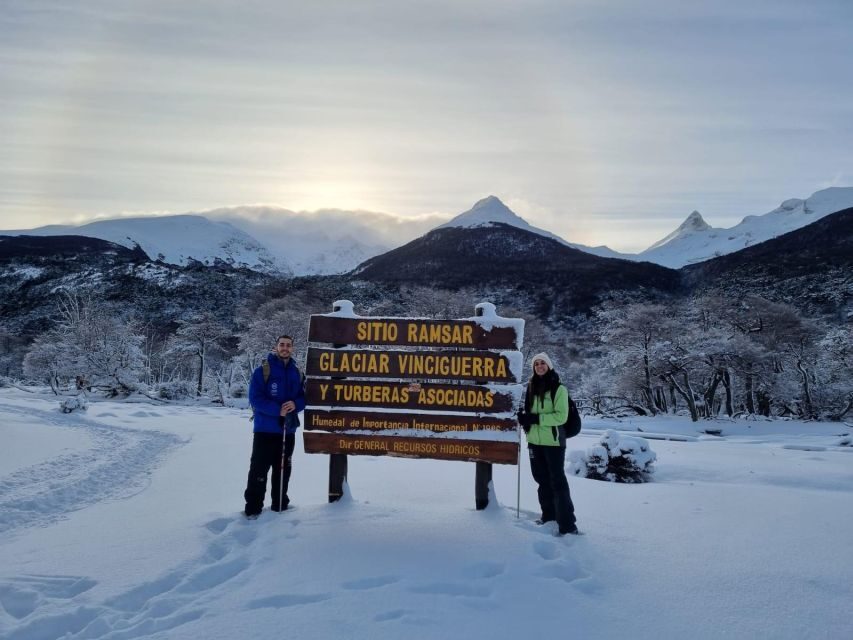 Trekking to Vinciguerra glacier and Tempanos lagoon - Entering the route: river valleys, forest, and climbing above the green